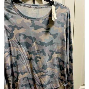 NEW WITH TAGS ZELOS LONG SLEEVE WITH THUMB SLOTS